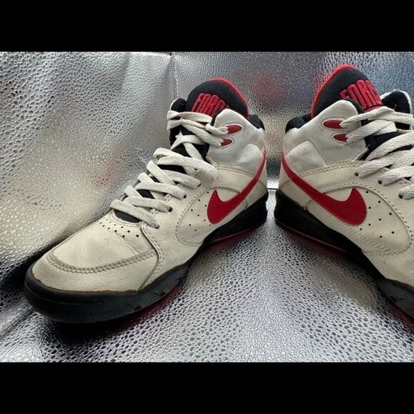 Size 7.5 - Vintage 1993 Nike Driving Force‎ Mid Mens Athletic Sneaker Shoes - Picture 2 of 6